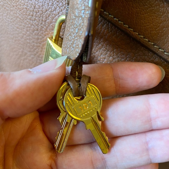 Hermes Kelly Retourne 35 in Cognac Chèvre de Coromandel with gold hardware - Picture 16 of 16